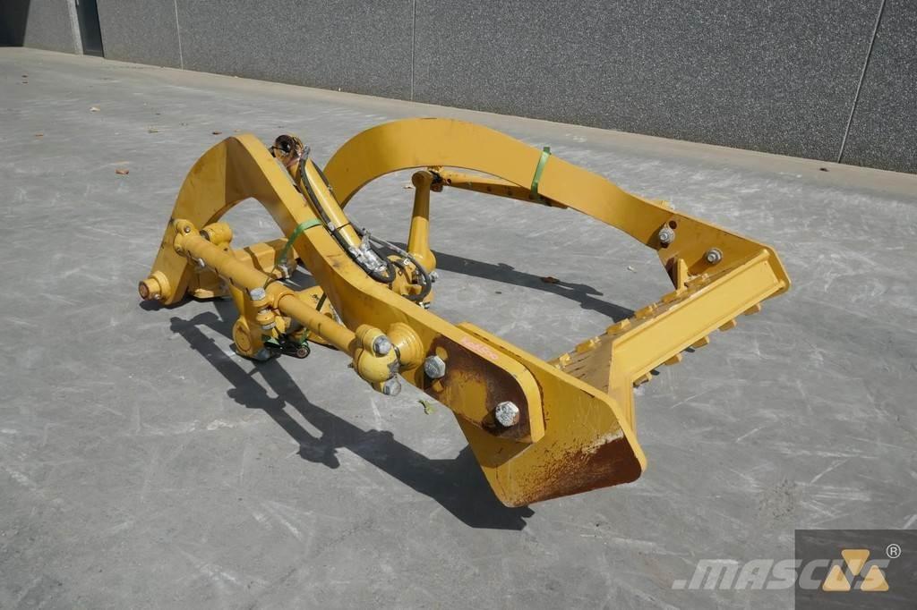 CAT 140M Scarifier Ostale komponente za građevinarstvo
