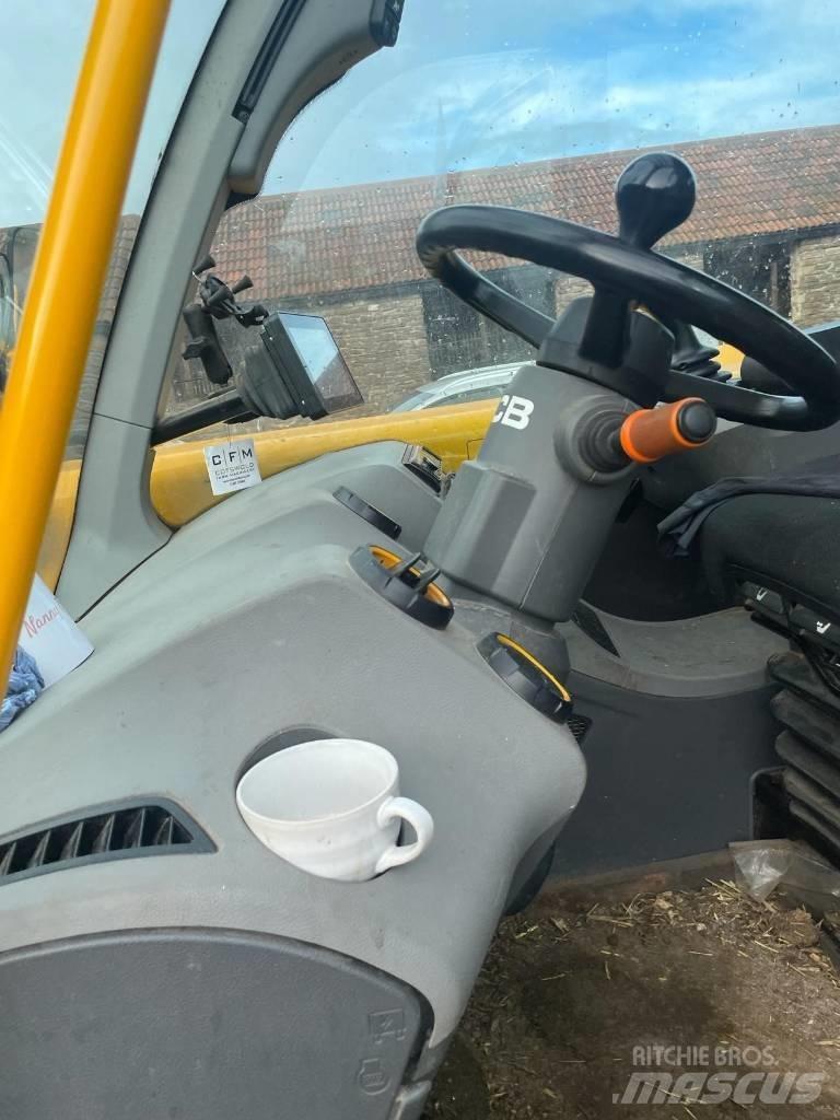 JCB 538-60 Poljoprivredni teleskopski utovarivači