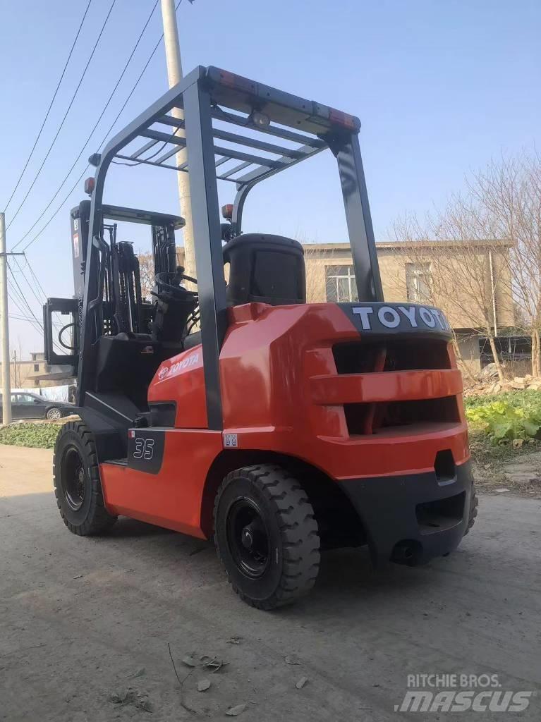 Toyota FD 35 Dizelski viljuškari