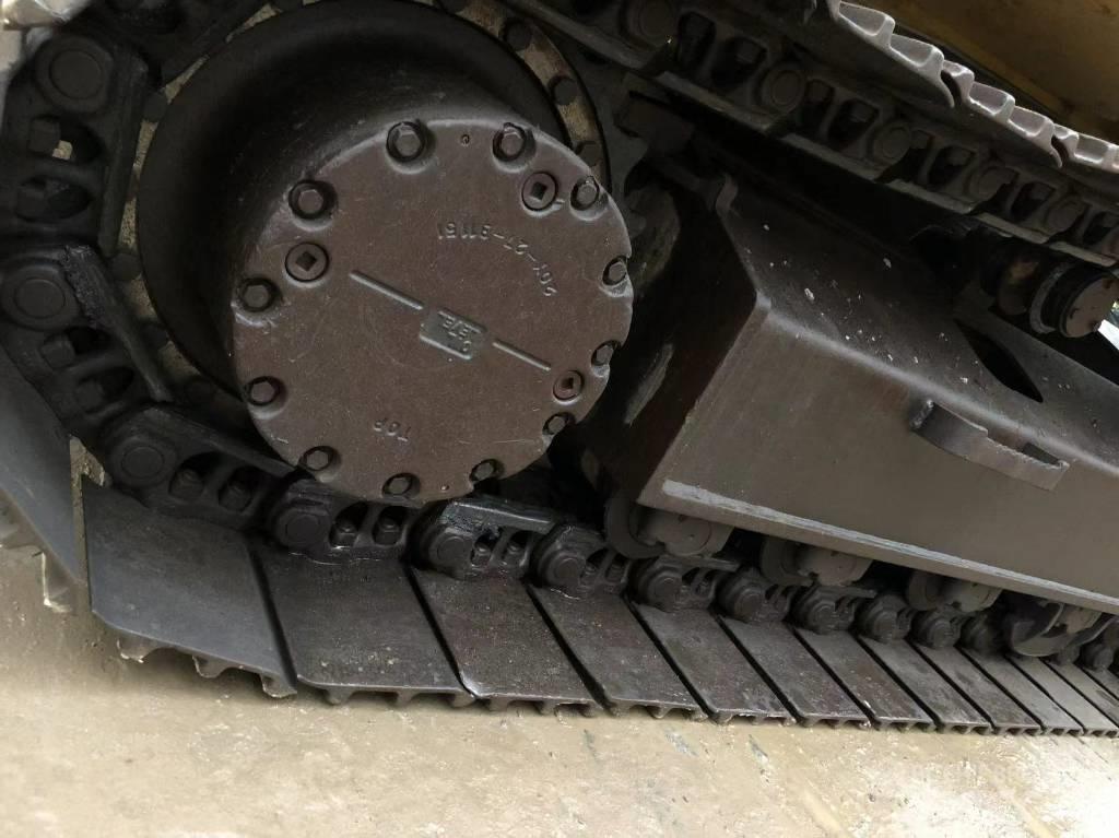 Komatsu 200-7 Bageri guseničari