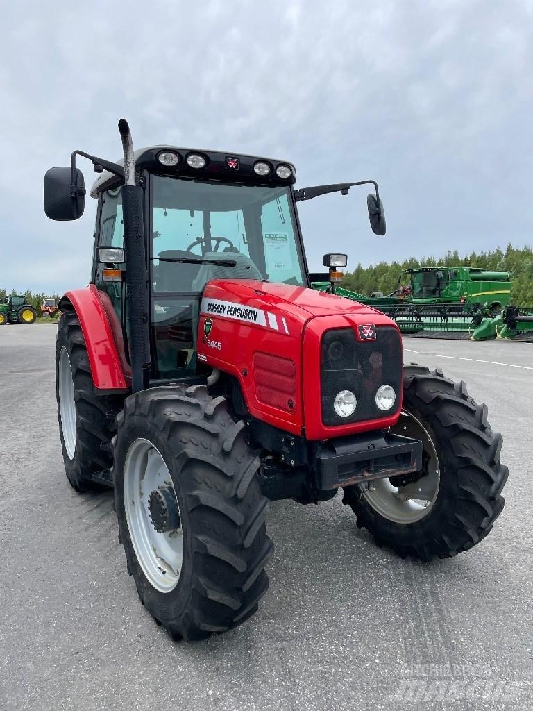Massey Ferguson 5445 Traktori