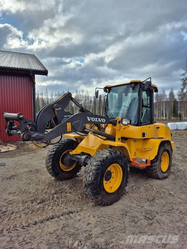Volvo L 30 G Utovarivači na točkove