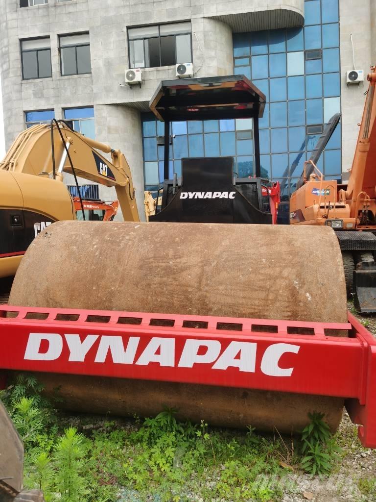 Dynapac CA 251 D Valjci sa jednim bubnjem