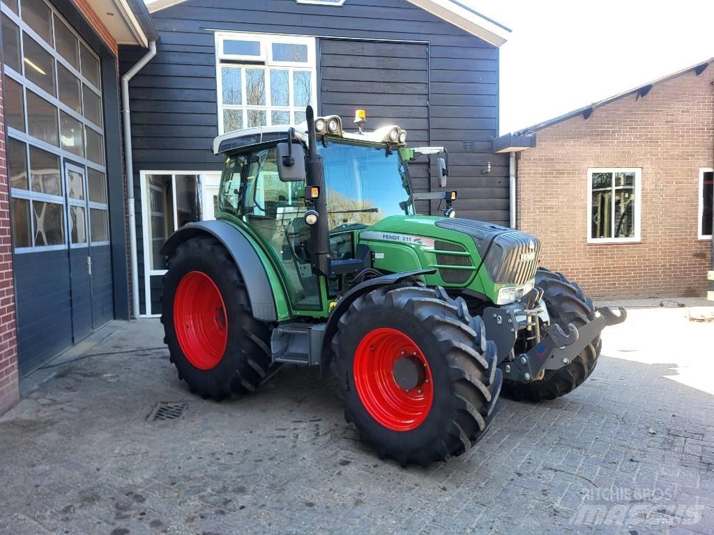 Fendt 211 Vario TMS Traktori