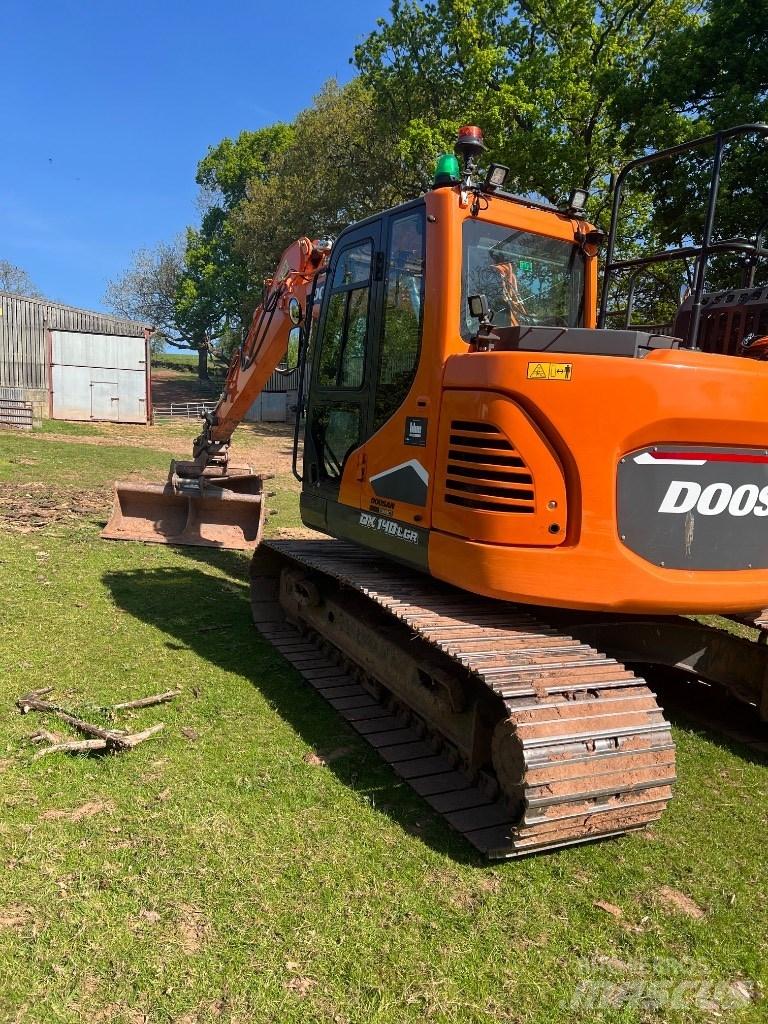 Doosan DX 140 LCR-7 Bageri guseničari