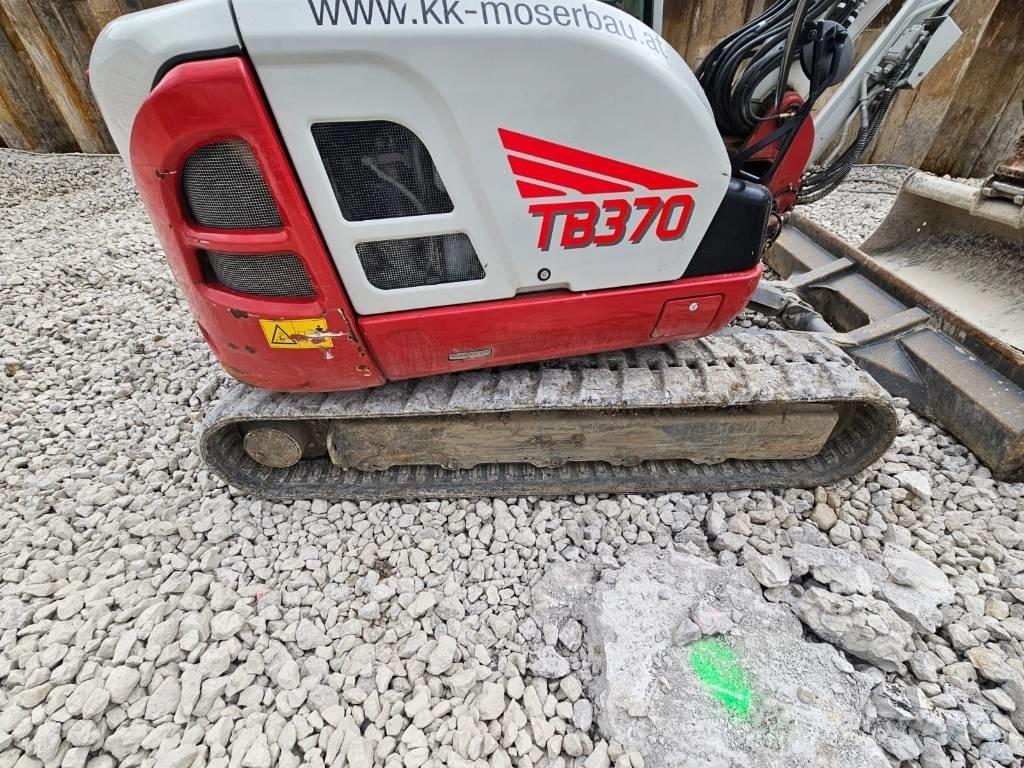 Takeuchi TB 370 Midi bageri 7t – 12t