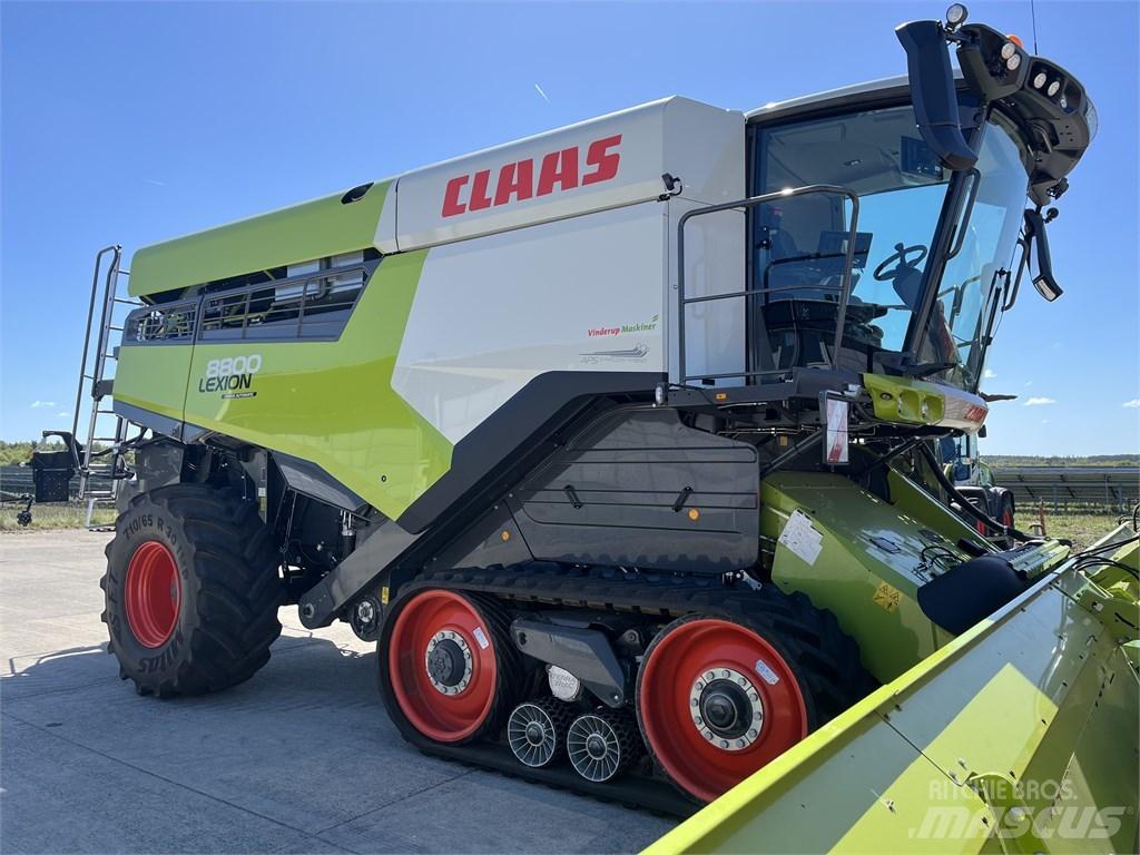 CLAAS Lexion 8800TT Kombajni