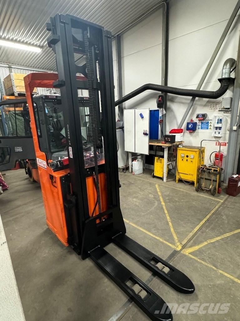 Toyota SSE160 Samopogonski ručni viljuškari