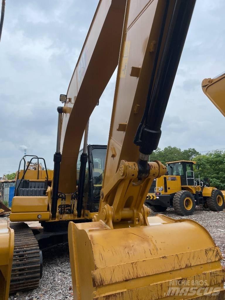 CAT CAT323GX Midi bageri 7t – 12t
