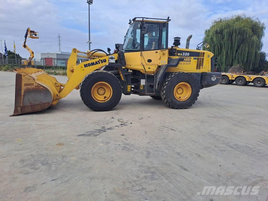 Komatsu WA 320-6 Utovarivači na točkove