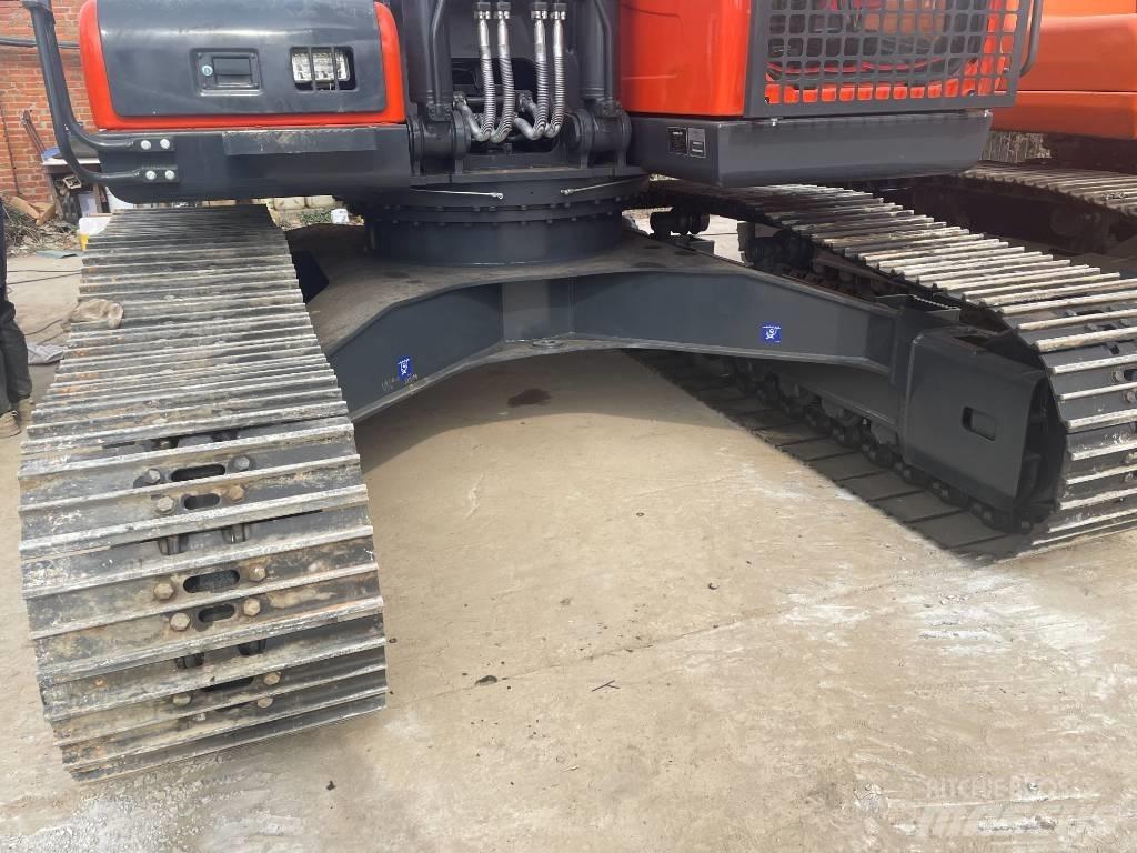 Doosan DX225lc-9 Bageri guseničari