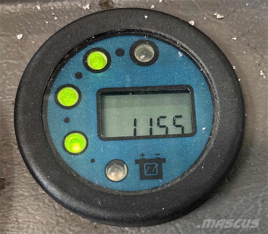 Atlet A160 Samopogonski ručni viljuškari