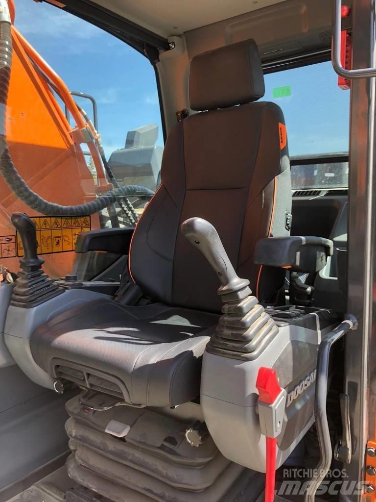Doosan DX 300 LC-7 Bageri guseničari
