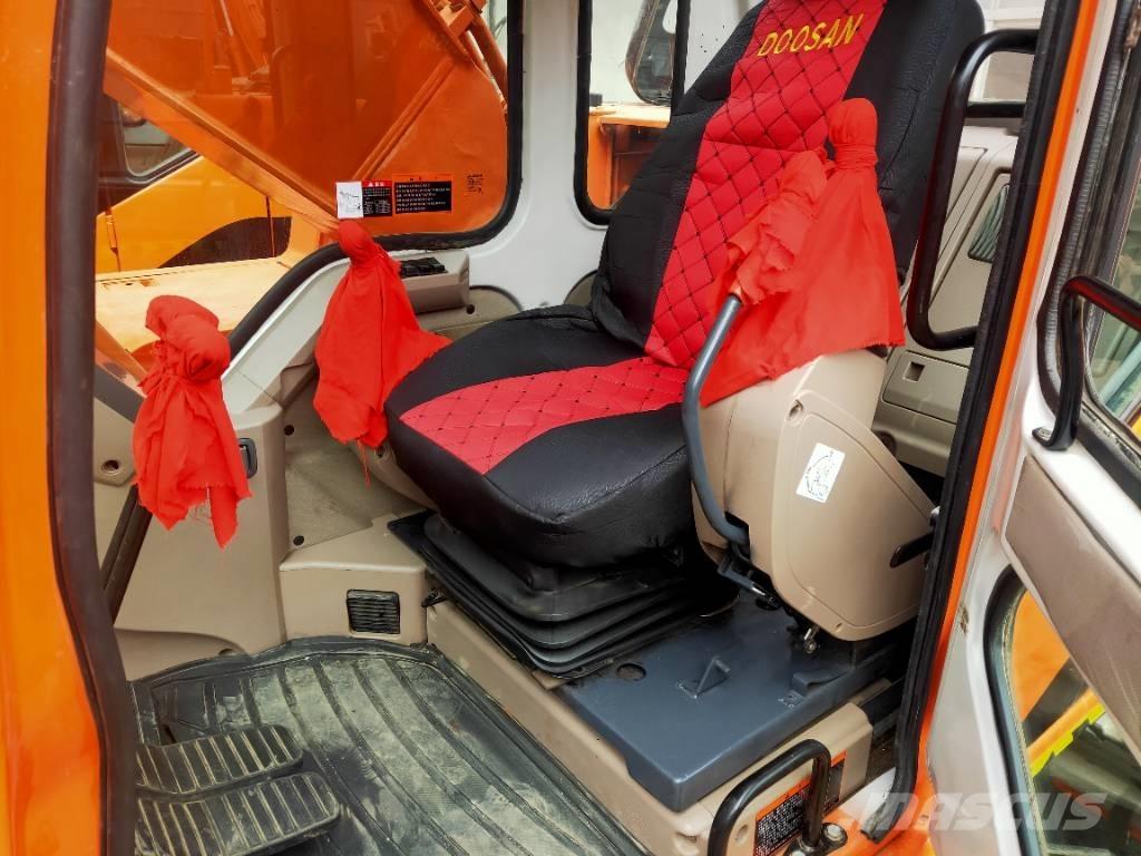 Doosan DH225LC-7 Bageri guseničari