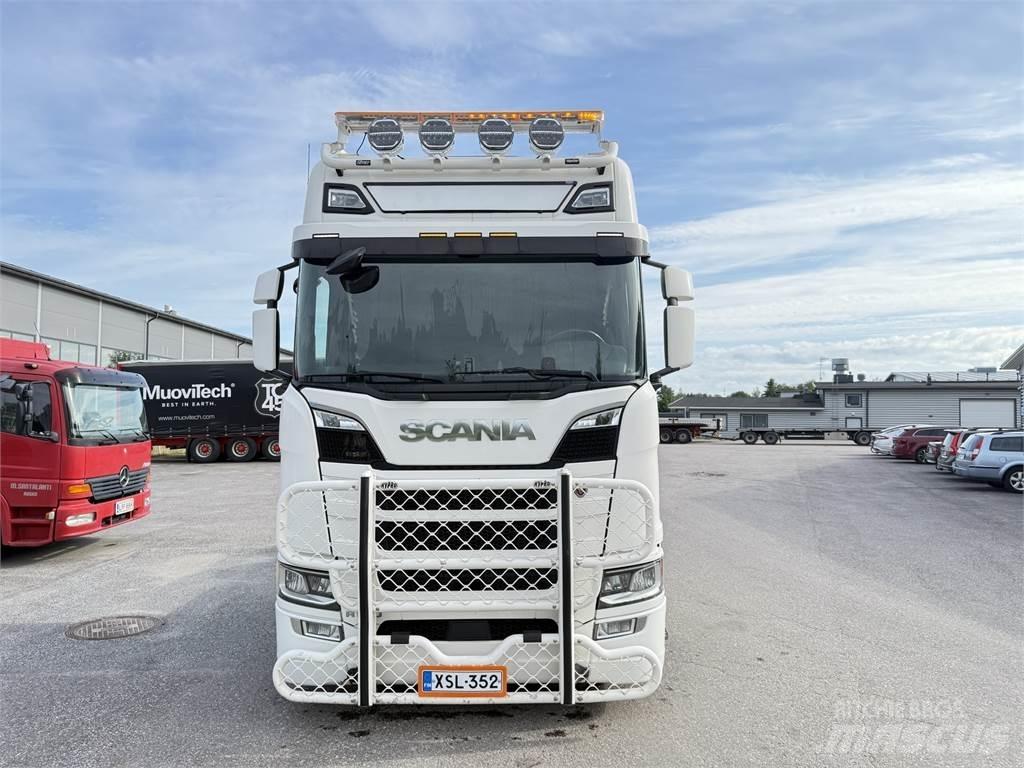 Scania R520 6X2 Tegljači