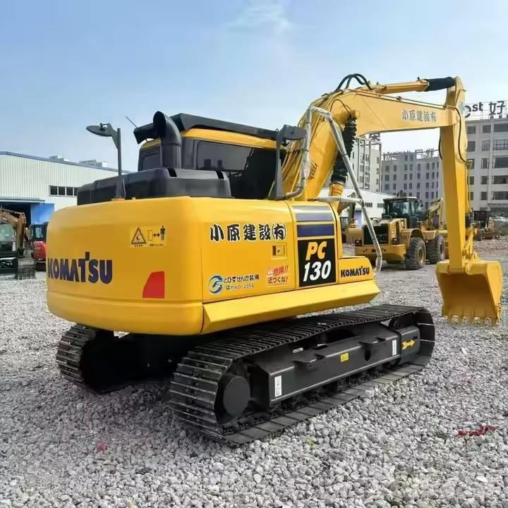 Komatsu PC130 Bageri guseničari