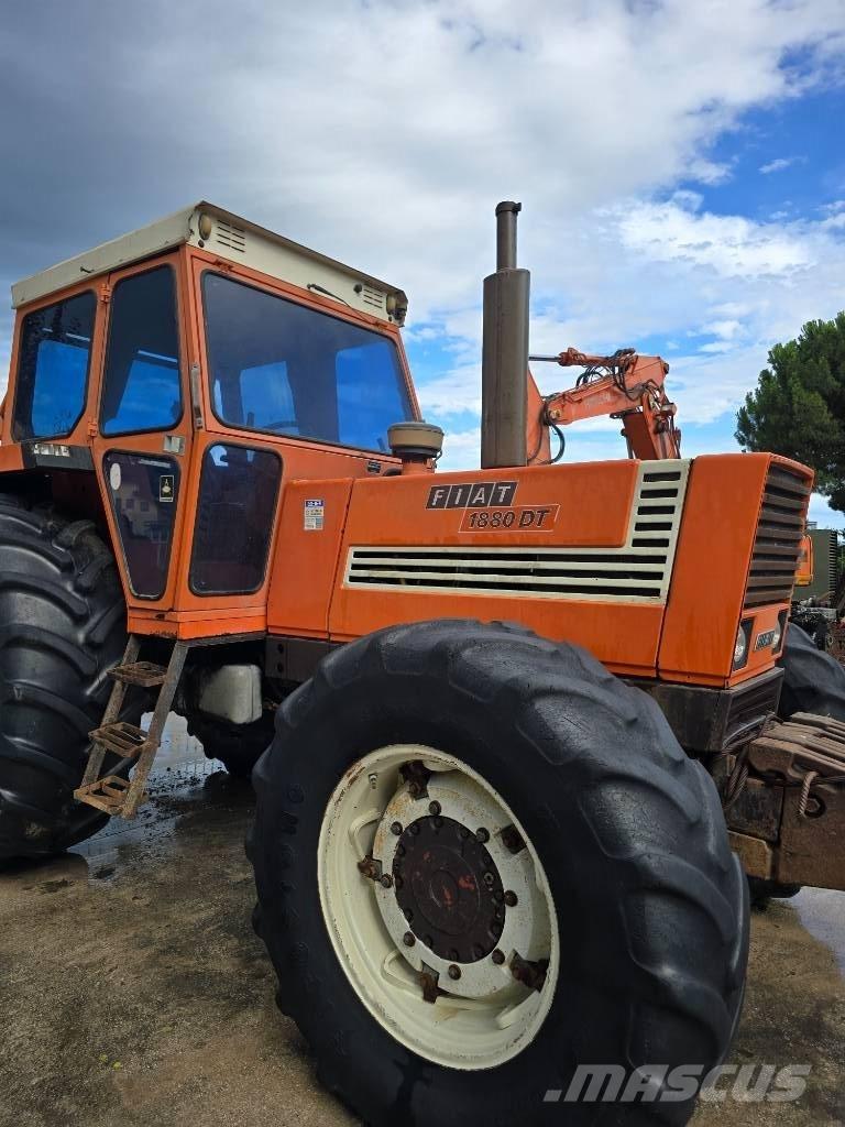 Fiatagri 1880 DT Traktori