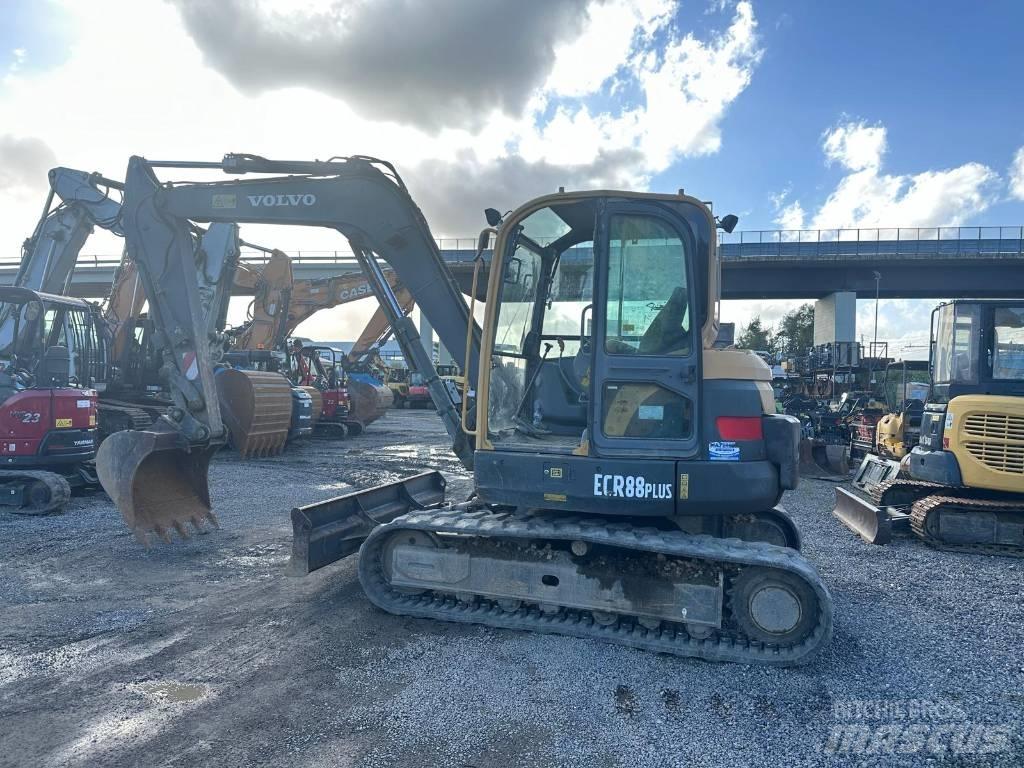 Volvo ECR 88 Midi bageri 7t – 12t