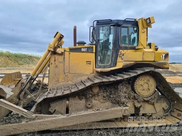 CAT D 6 T LGP Buldožeri guseničari