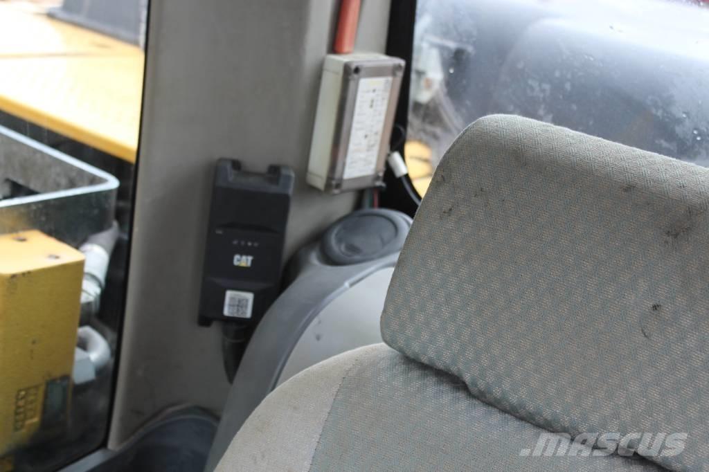 CAT 319 D L Bageri guseničari