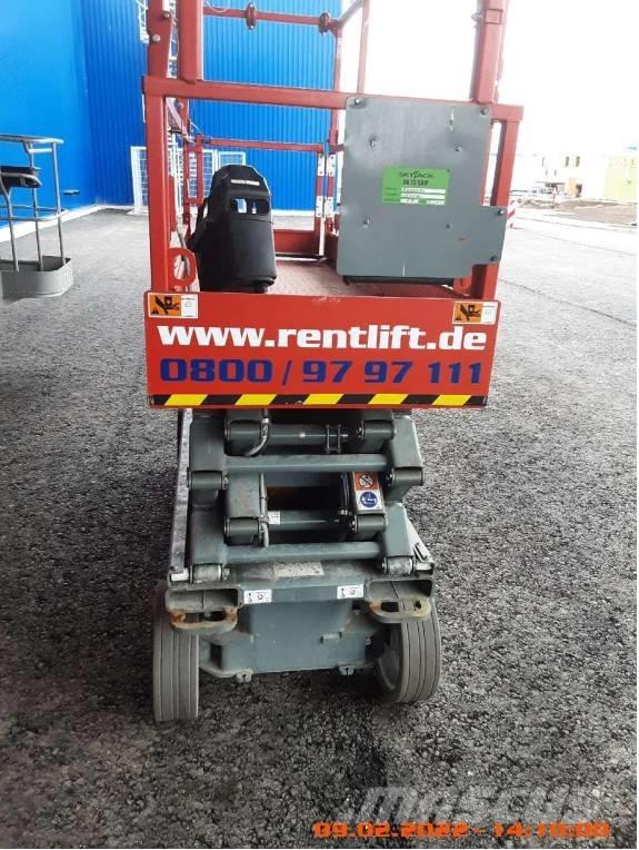 SkyJack SJ III 3219 Makazaste platforme