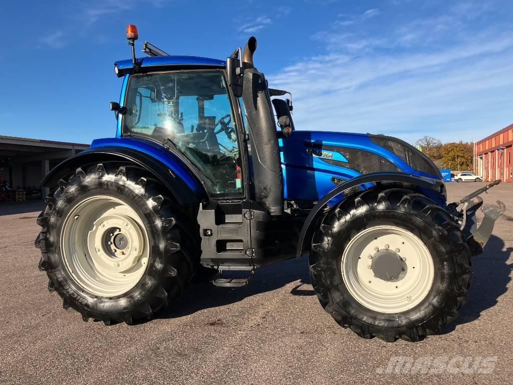 Valtra Valmet T 254 Traktori