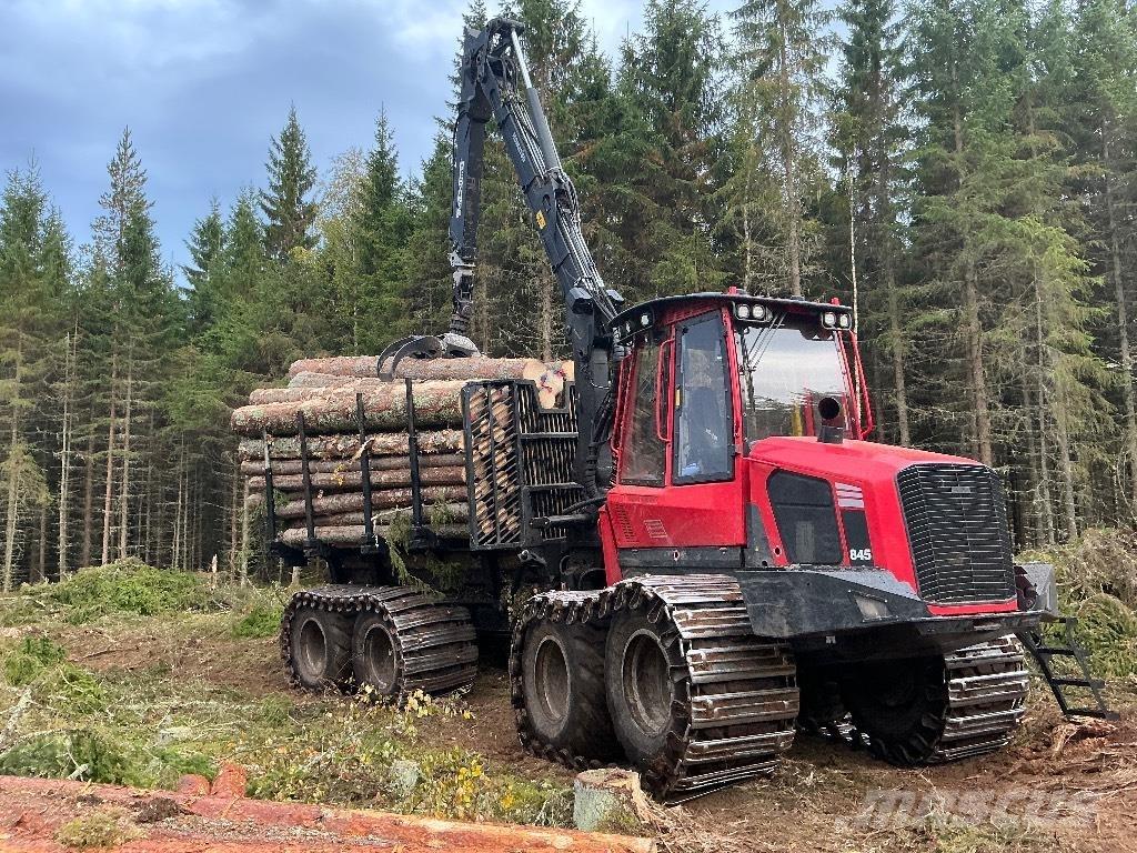 Komatsu 845 Forvarderi