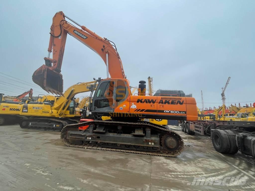 Doosan DX500 LCA Bageri guseničari