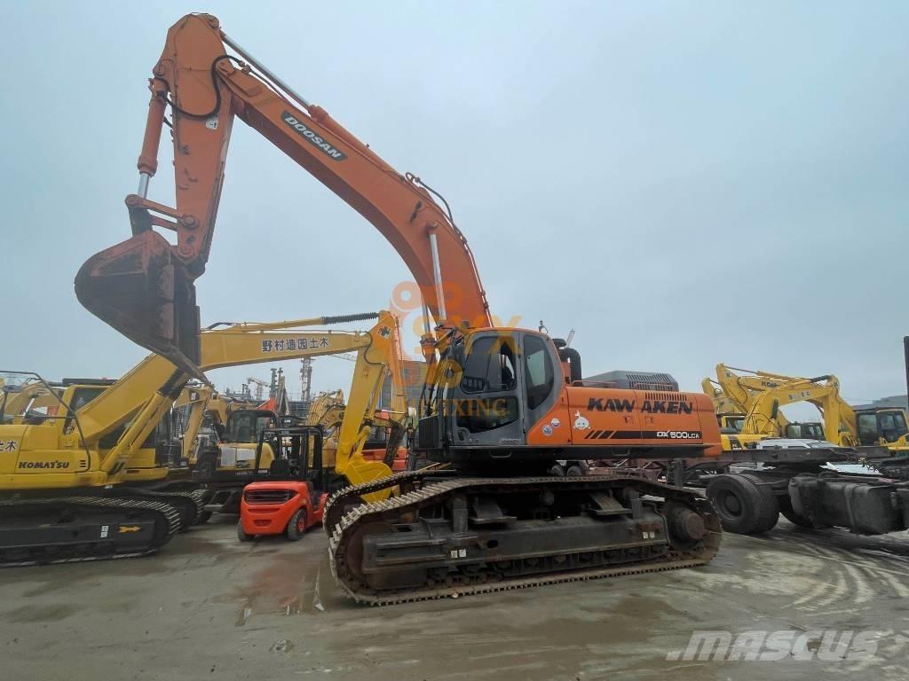 Doosan DX500 LCA Bageri guseničari
