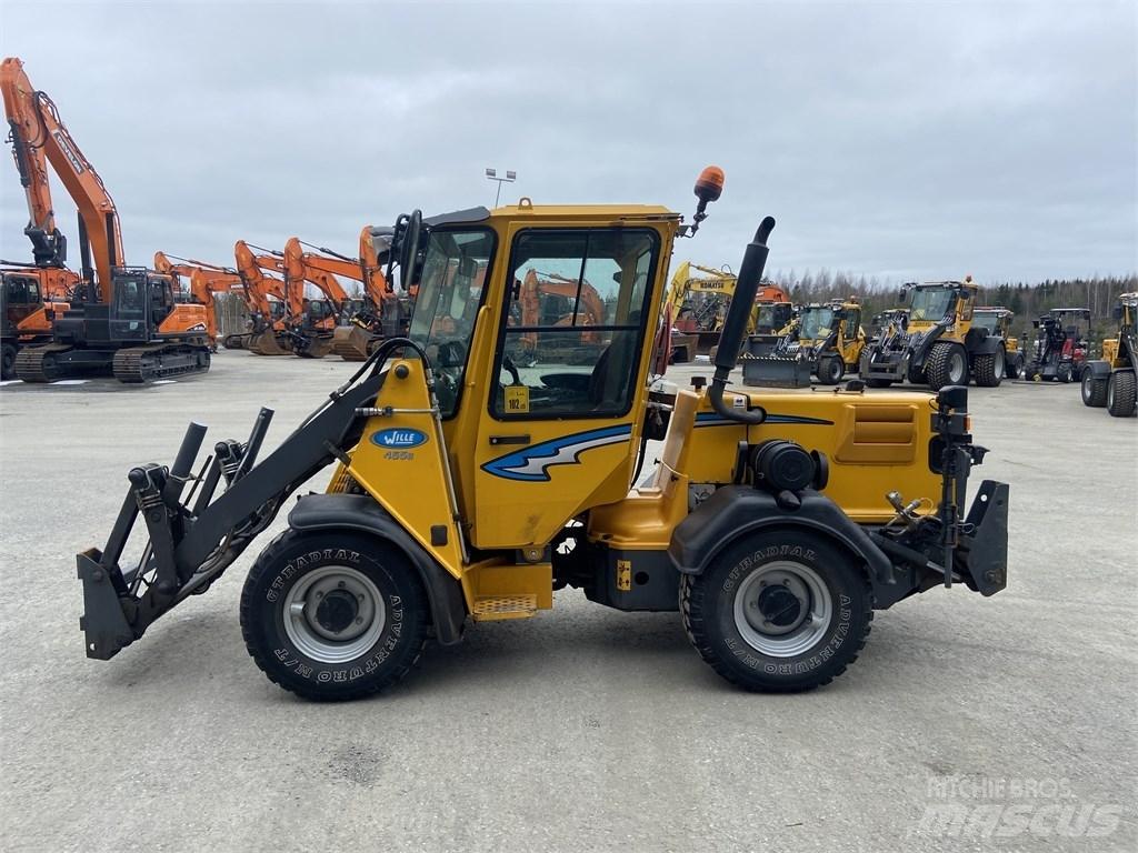 Wille 455 B Manji traktori