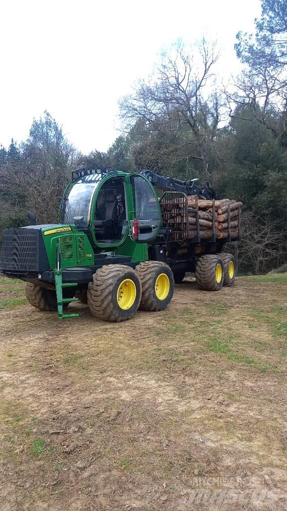 John Deere 1110 E Forvarderi
