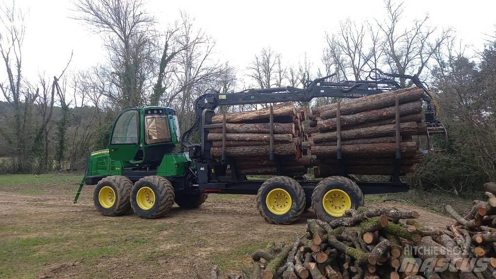 John Deere 1110 E Forvarderi