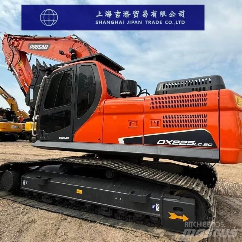 Doosan DX 225 Bageri guseničari