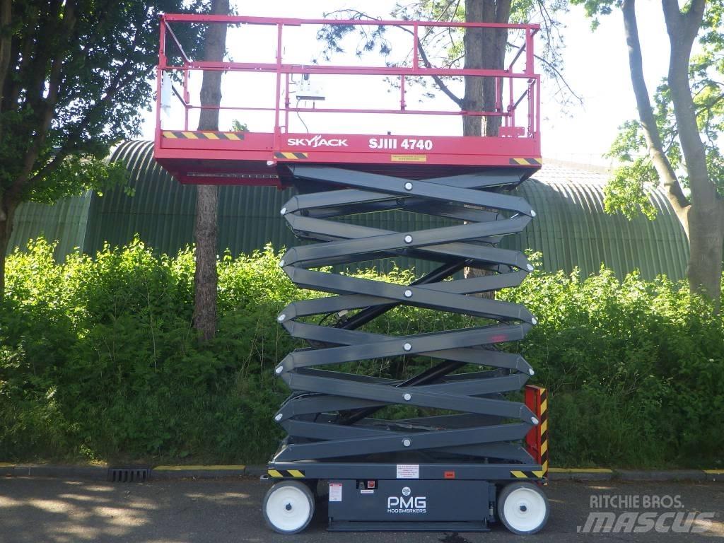 SkyJack SJ4740 Makazaste platforme