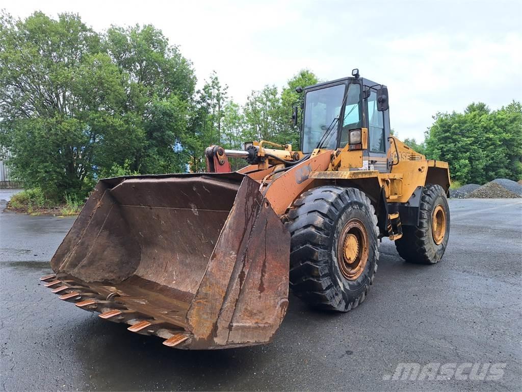 CASE 821 4X4 Ostalo za građevinarstvo