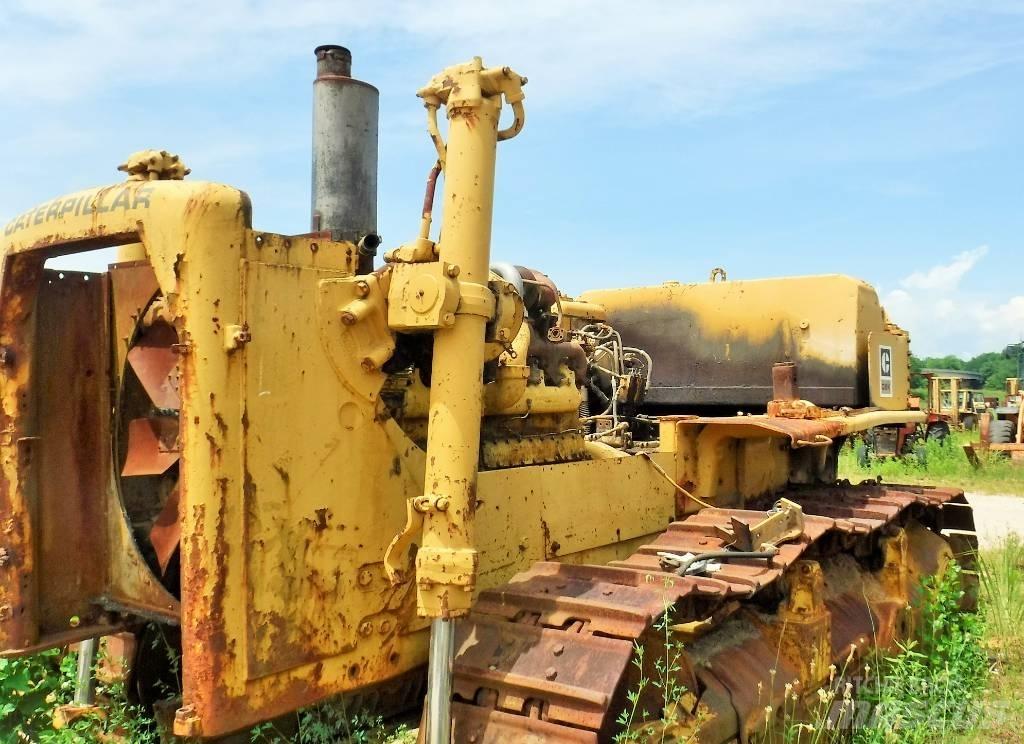 CAT D 8 K Buldožeri guseničari