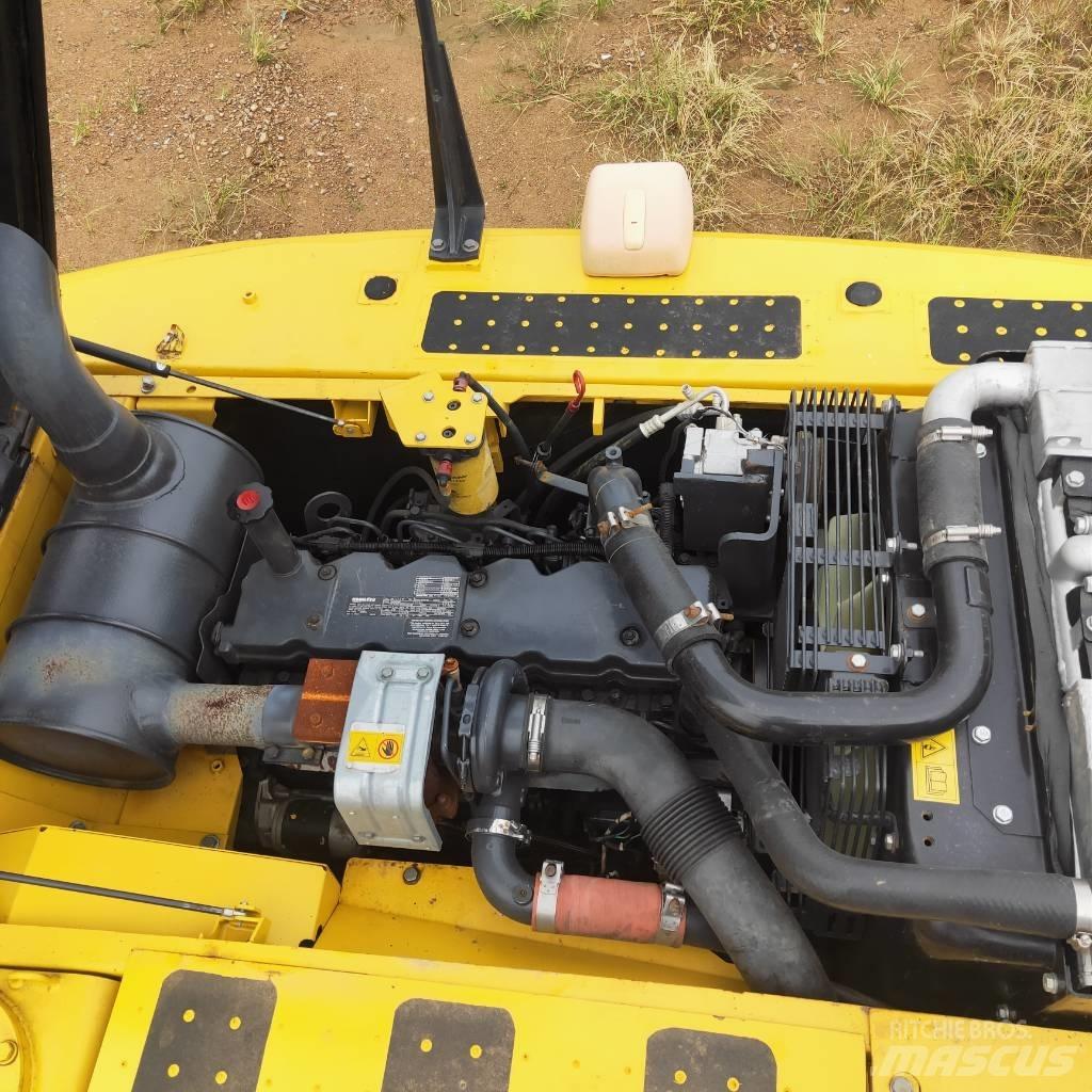 Komatsu PC200-8 Bageri guseničari