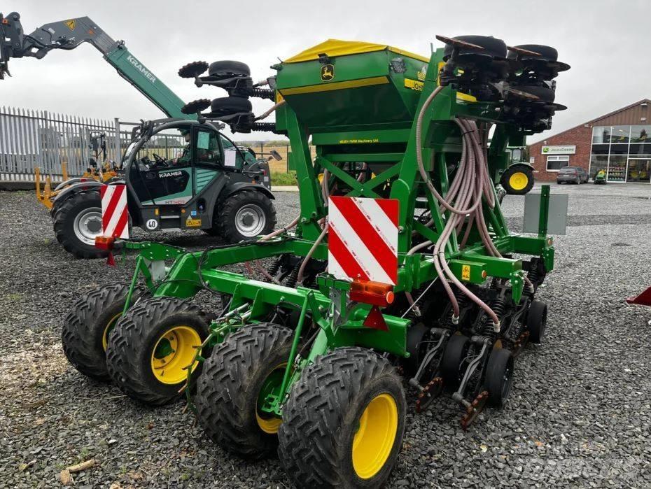 John Deere 750 A Sejačice
