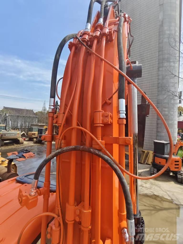 Doosan DX 225 LC Bageri guseničari