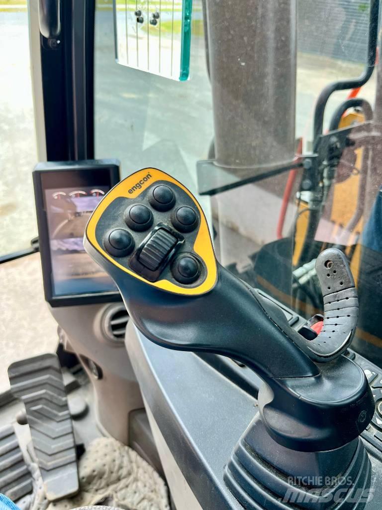 Volvo ECR 235 E Bageri guseničari
