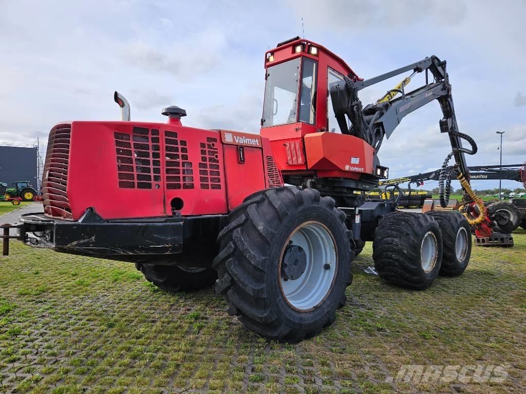 Valmetal 901 ТХ Harversteri