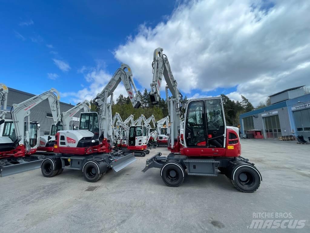 Takeuchi TB 370W Bageri točkaši
