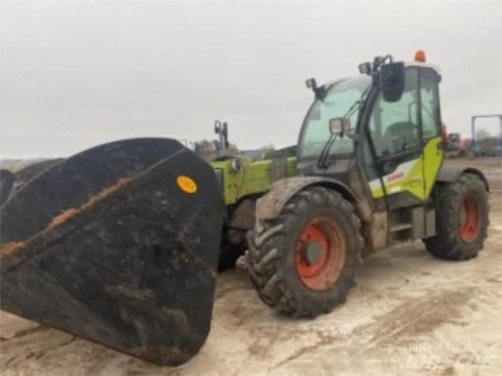 CLAAS 732 Poljoprivredni teleskopski utovarivači