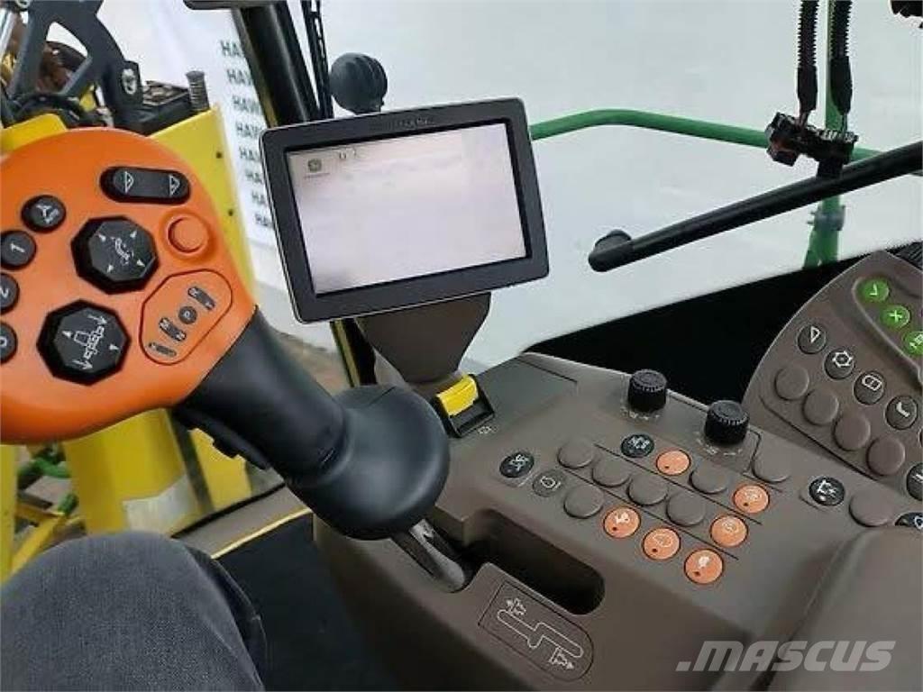 John Deere 8600 Mašine za stočnu hranu sa sopstvenim pogonom