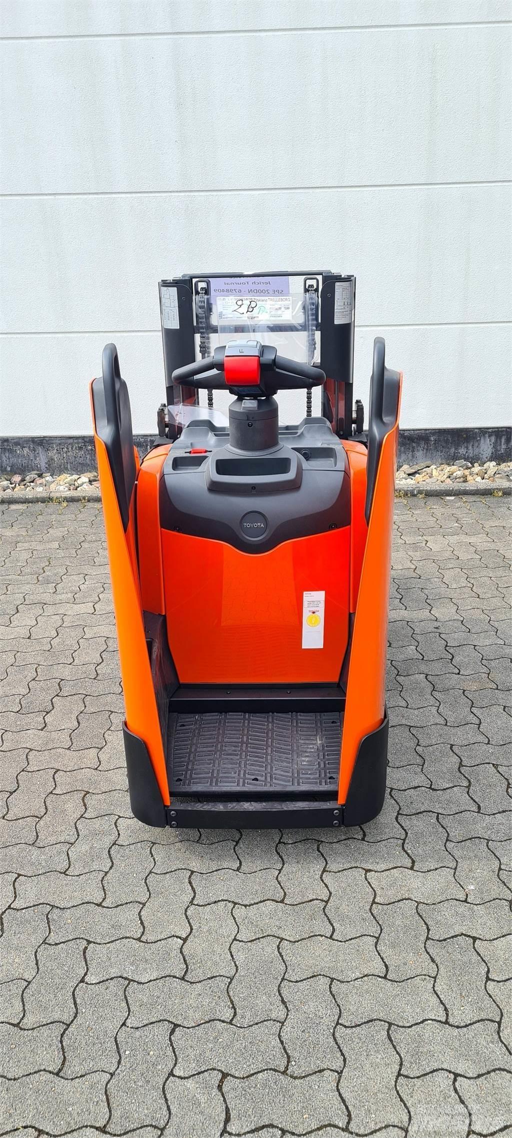 Toyota BT SPE200D Ručni električni viljuškar