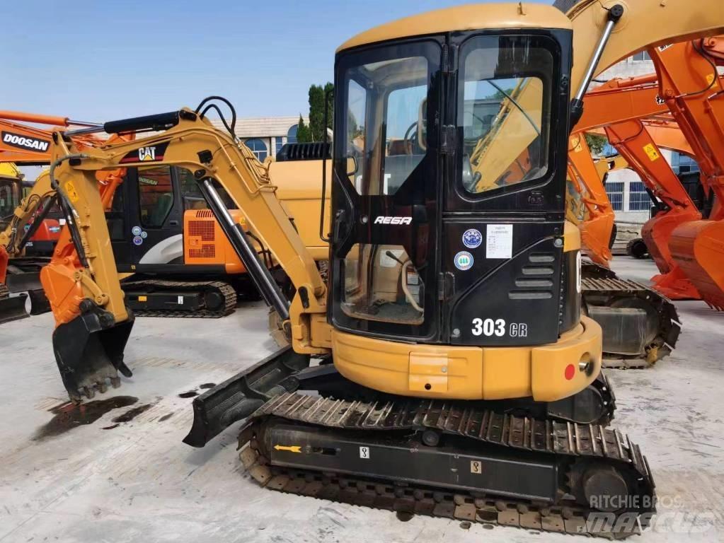CAT 303 Mini bageri < 7t