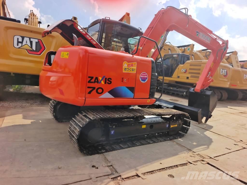 Hitachi ZX 70 Midi bageri 7t – 12t