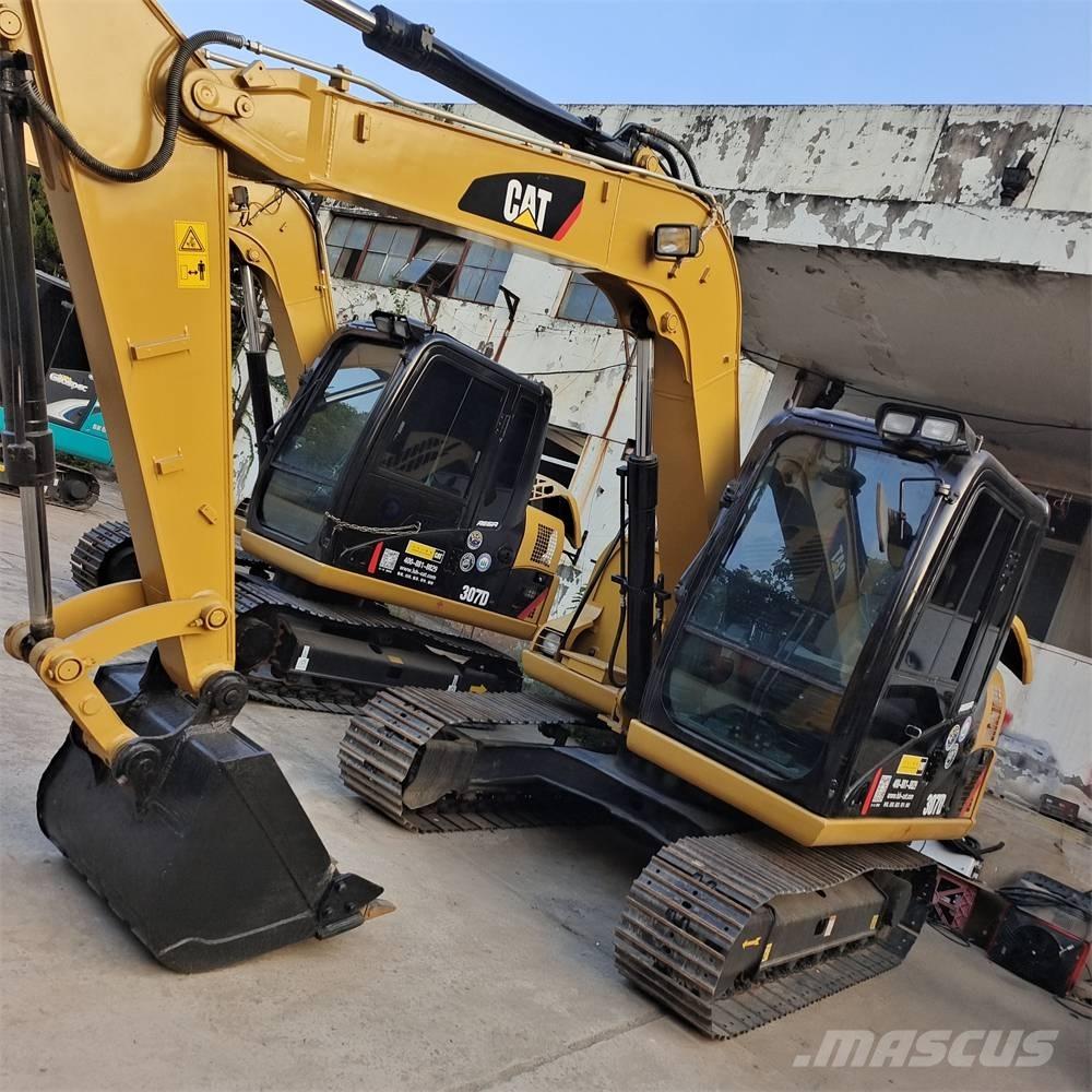 CAT 307 D Midi bageri 7t – 12t