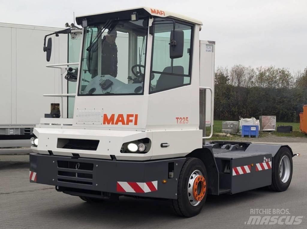 Mafi T 225 D Terminalni tegljači