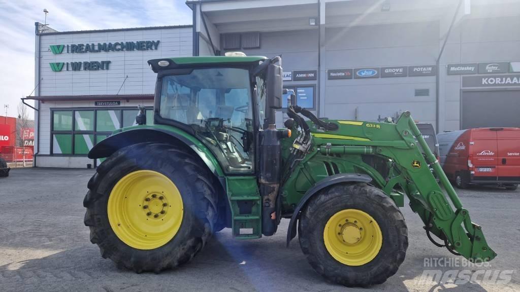 John Deere 6130 R Traktori